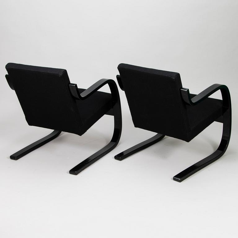 ALVAR AALTO, fåtöljer, ett par, modell 34/402, O.Y. Huonekalu- ja Rakennustyötehdas A.B. 1900-talets mitt.