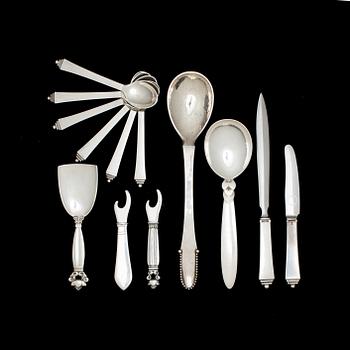 PARTI GEORG JENSEN, 13 delar. Silver, Danmark. Tot ca 240g.