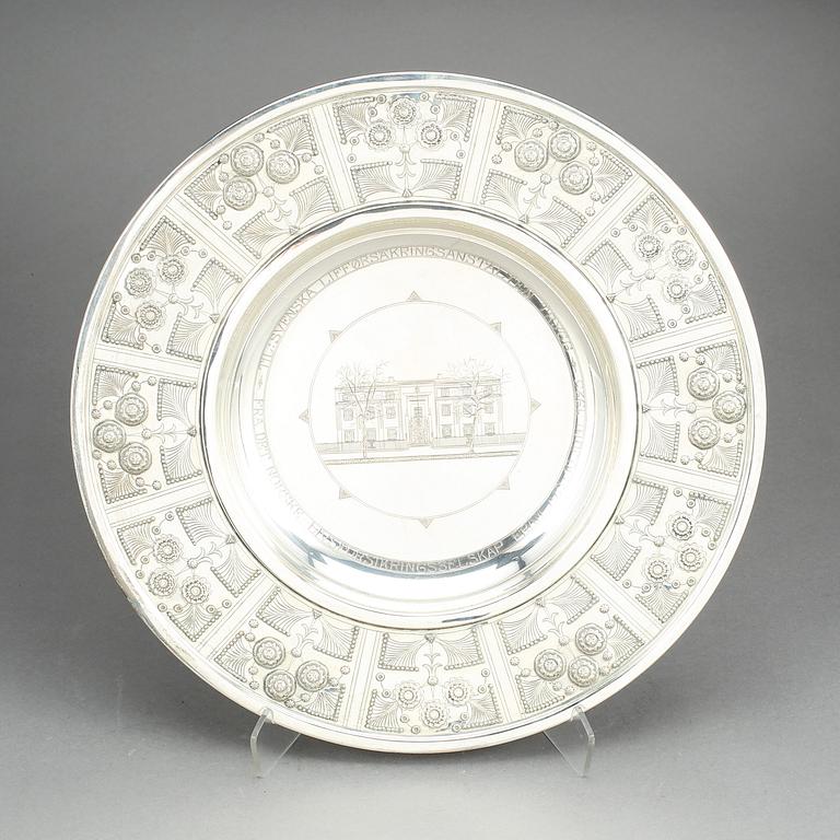 FAT, silver, J. Tostrup, Norge, 1227 gram.