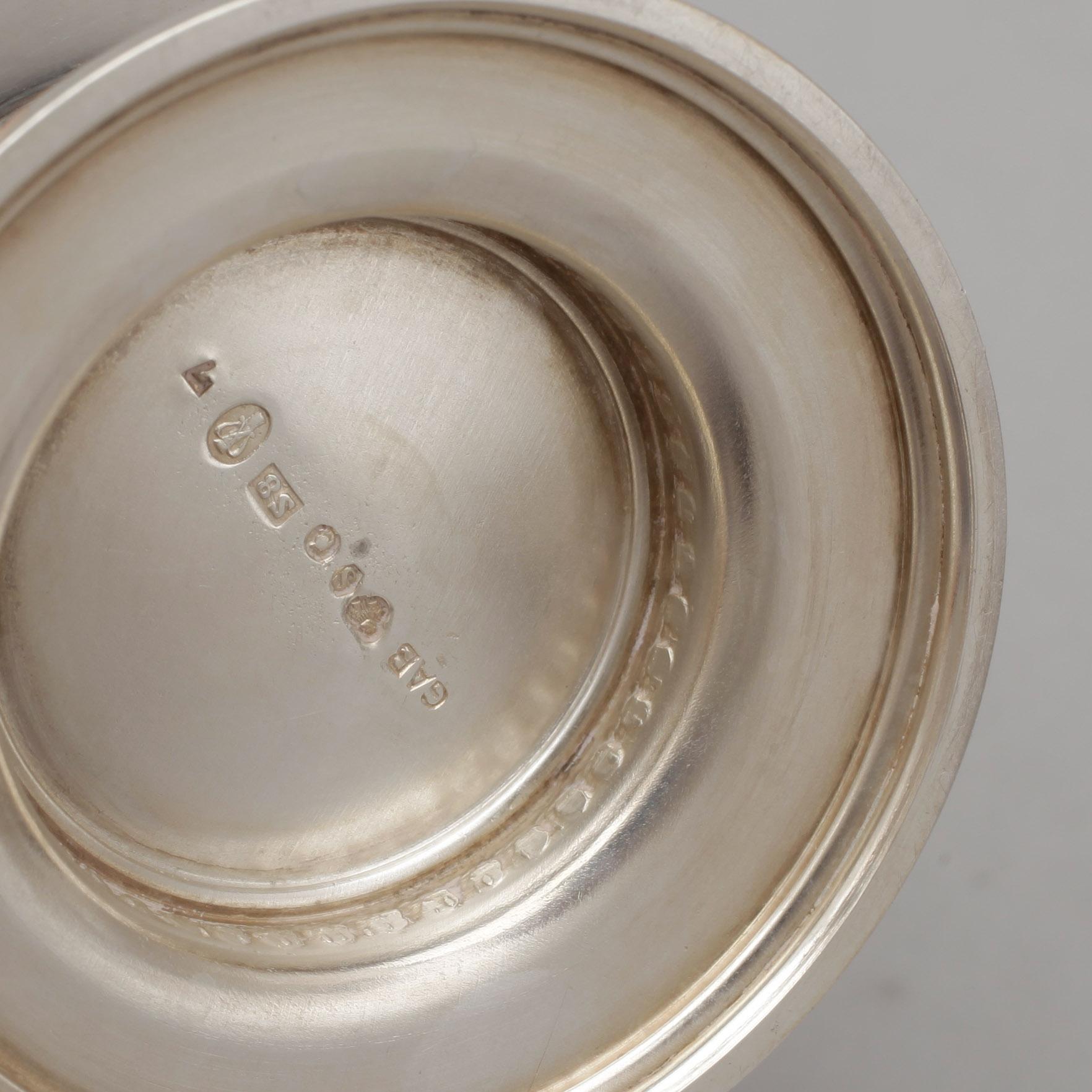 STRÖARE samt SALTKAR, 5 delar, silver, GAB, Stockholm, 1944. Tot vikt ca 258 gram.