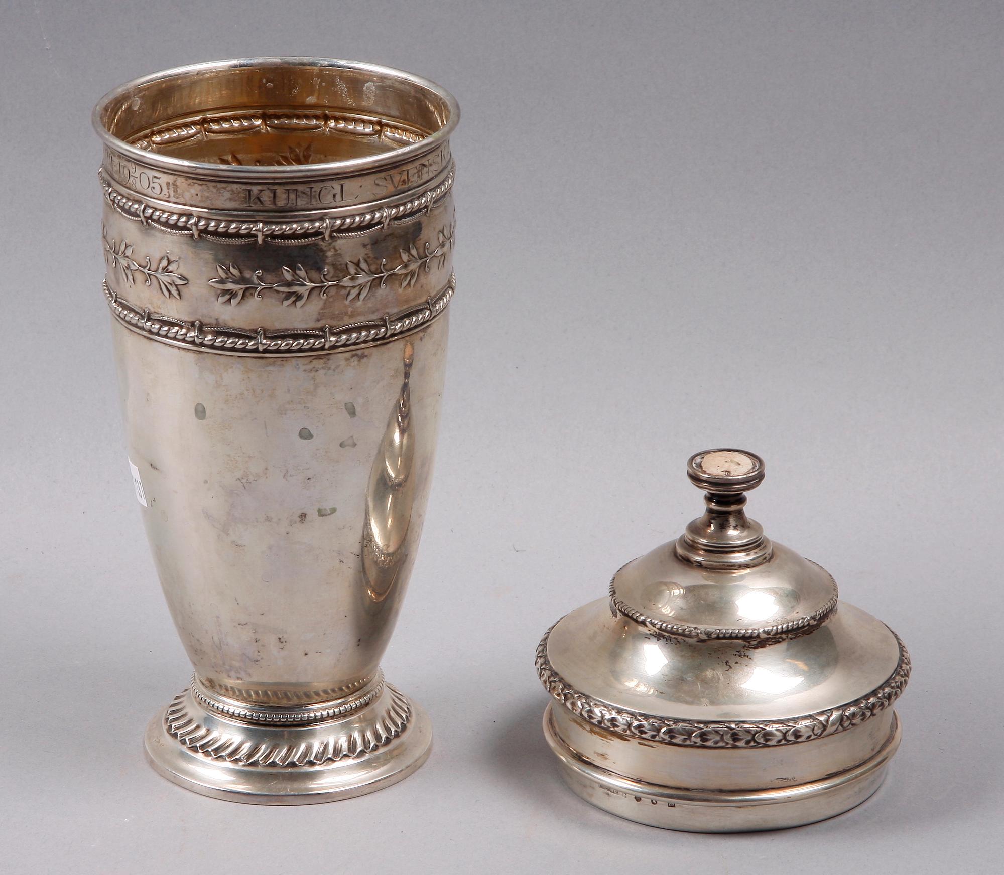 LOCKPOKAL, silver, CG Hallberg, Stockholm 1905.