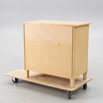 Byrå, Gustaviansk stil, 1900-talets andra hälft.