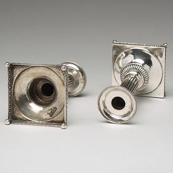 Petter Eneroth, ljusstakar, ett par, silver, Stockholm 1796. Gustavianska.