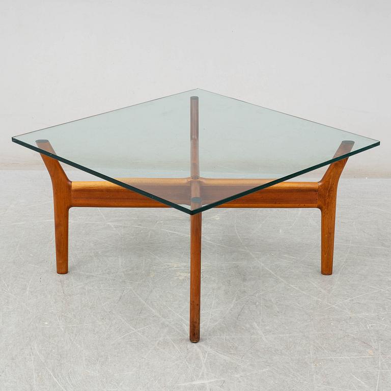ALF SVENSSON, a mid 20th Century coffee table.