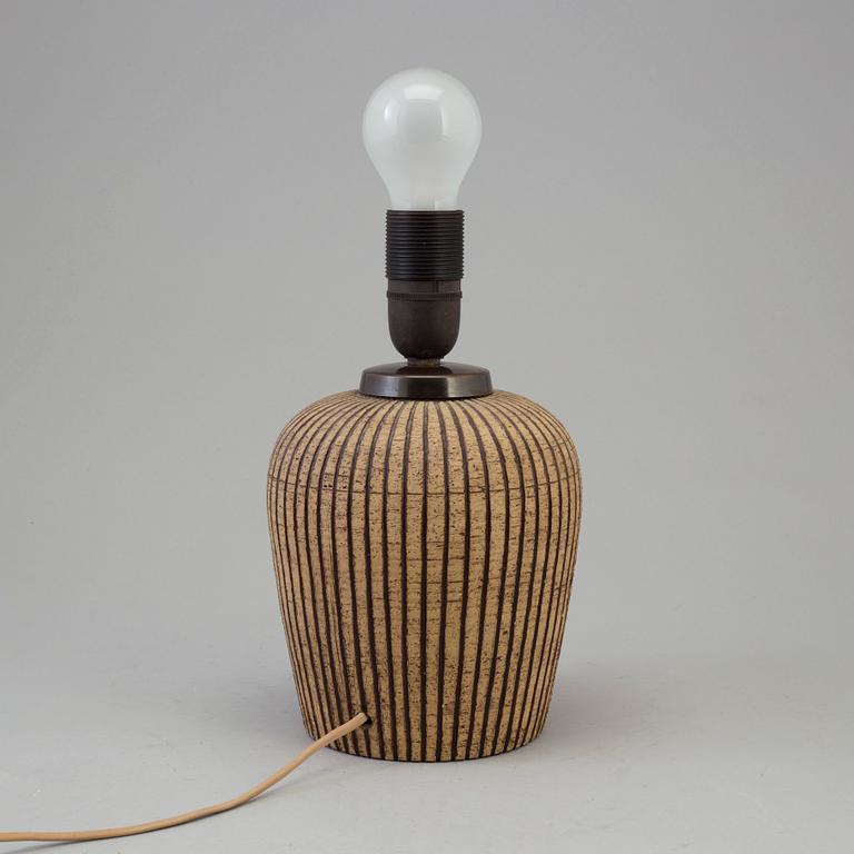 A ceramic Edgar Böckman table light from the 1940s.