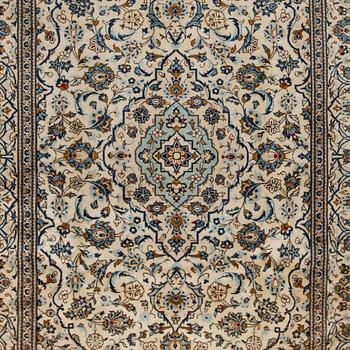 MATTA, Keshan, ca 306 x 198 cm.