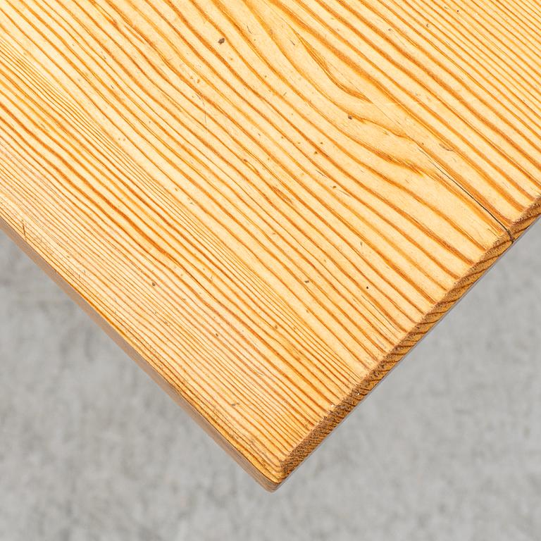 AXEL EINAR HJORTH, a 'Lovö' table, 1930's.