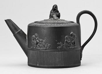 TÉKANNA, basaltware, omkring 1800.