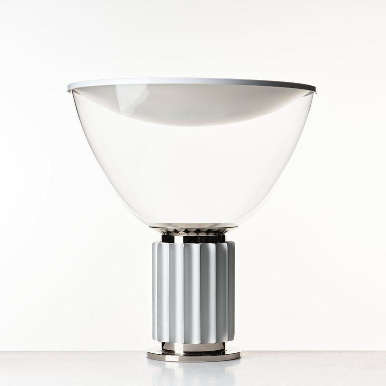 Achille Castiglioni, & Pier Giacomo Castiglioni, bordslampor 1 par, "Taccia", Flos, Italien efter 1962.