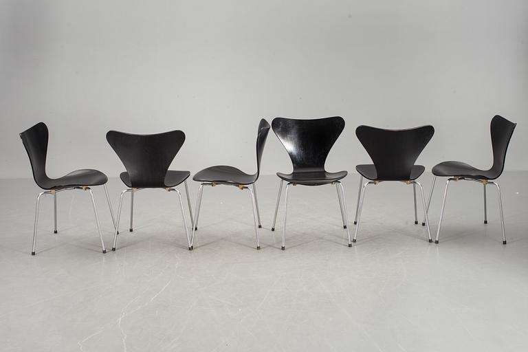 STOLAR, 6 st, "Sjuan", Arne Jacobsen för Fritz Hansen.