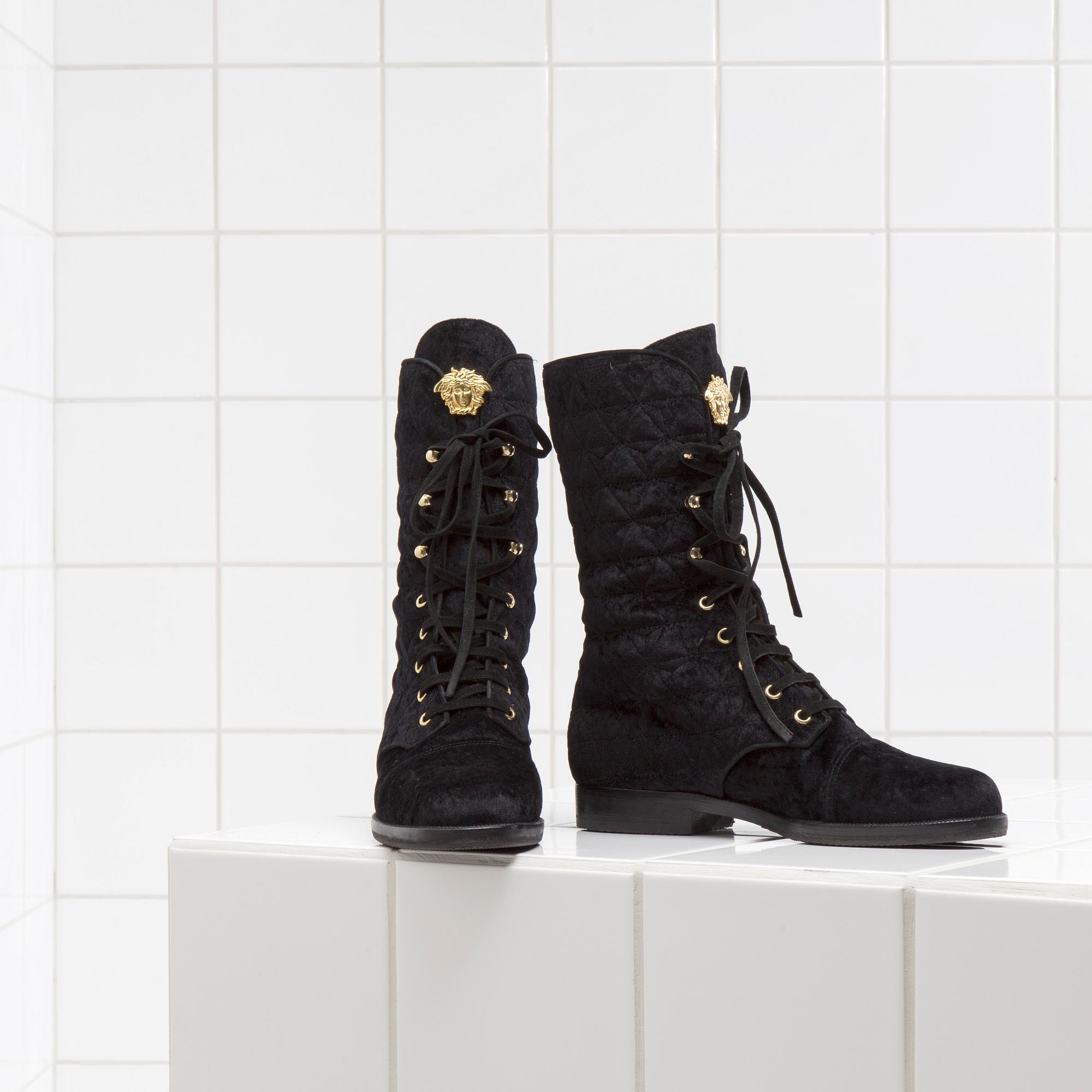 BOOTS, Gianni Versace, size 39.
