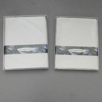 DUKAR, 2 st, linne, No 071, "Etamine", Fingal Irish Linen.