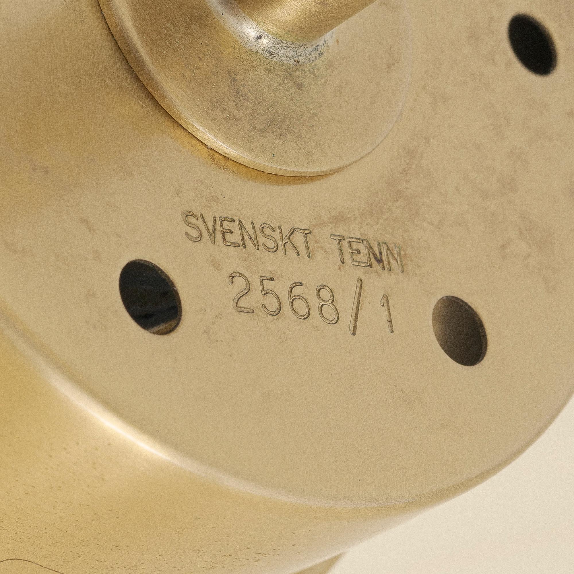 Josef Frank, golvlampa, modell G2568, "Lilla kamelen", Firma Svenskt Tenn.