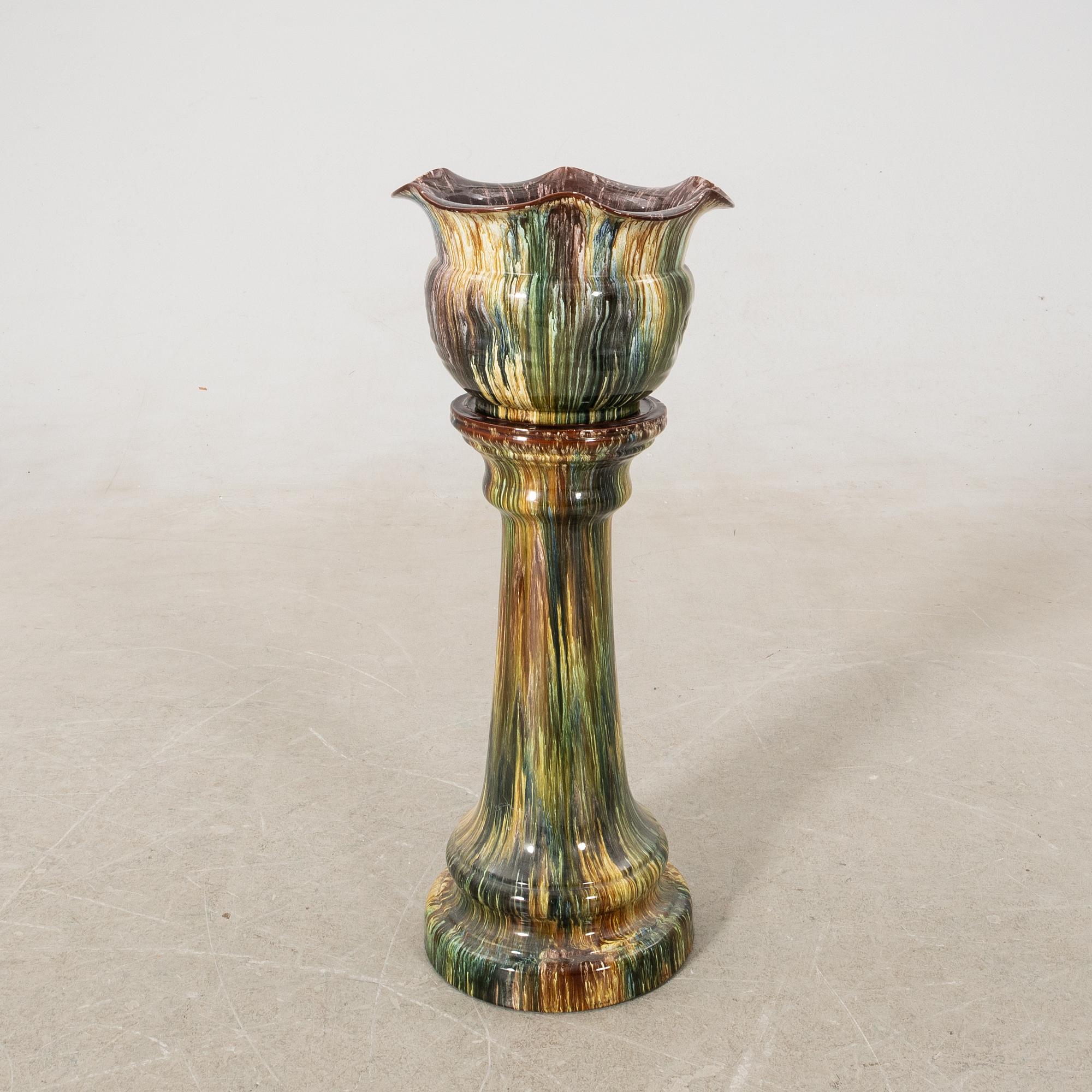 Pedestal with outer casing Bretby Art Pottery England circa 1900 majolica.