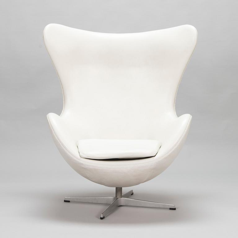 Arne Jacobsen, 'The Egg Chair', designed for Fritz Hansen, Denmark, 2001.