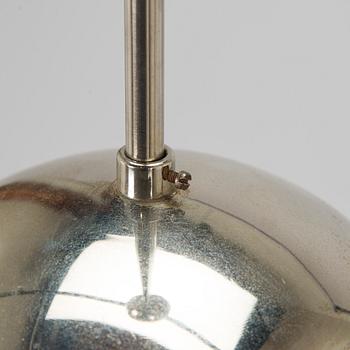 Paavo Tynell, taklampa modell 1602, Idman 1900-talets mitt.