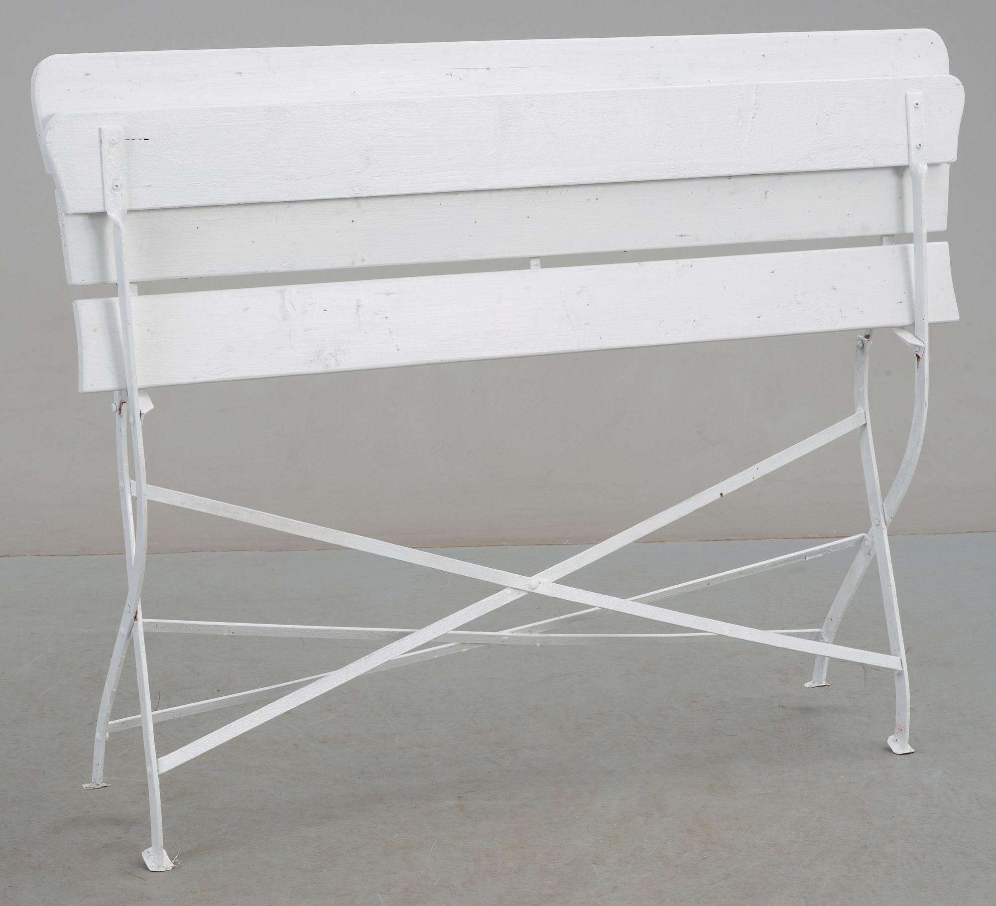 TRÄDGÅRDSSOFFA, sannolikt omkring 1900.