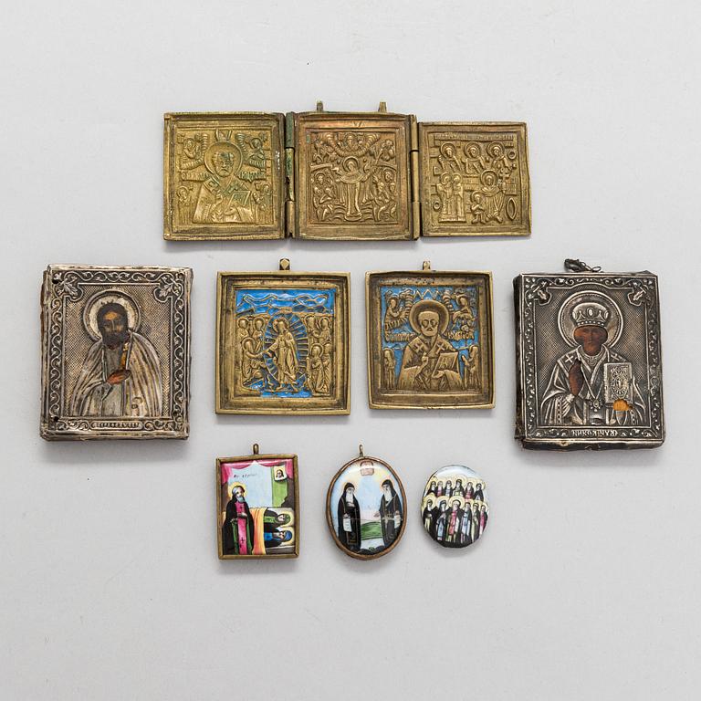 Eight early 20th-century Russian travelling icons.