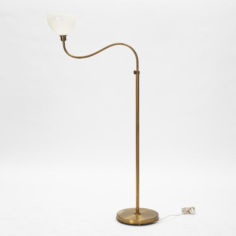 Asea, golvlampa, modell "41054", 1900-talets mitt.