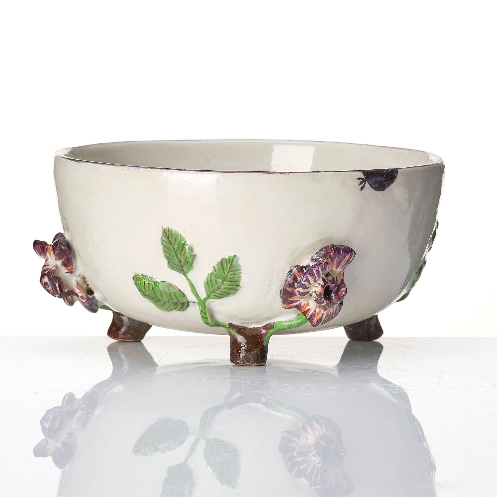 A Swedish Marieberg faience bowl, period of Ehrenreich (1758-66).