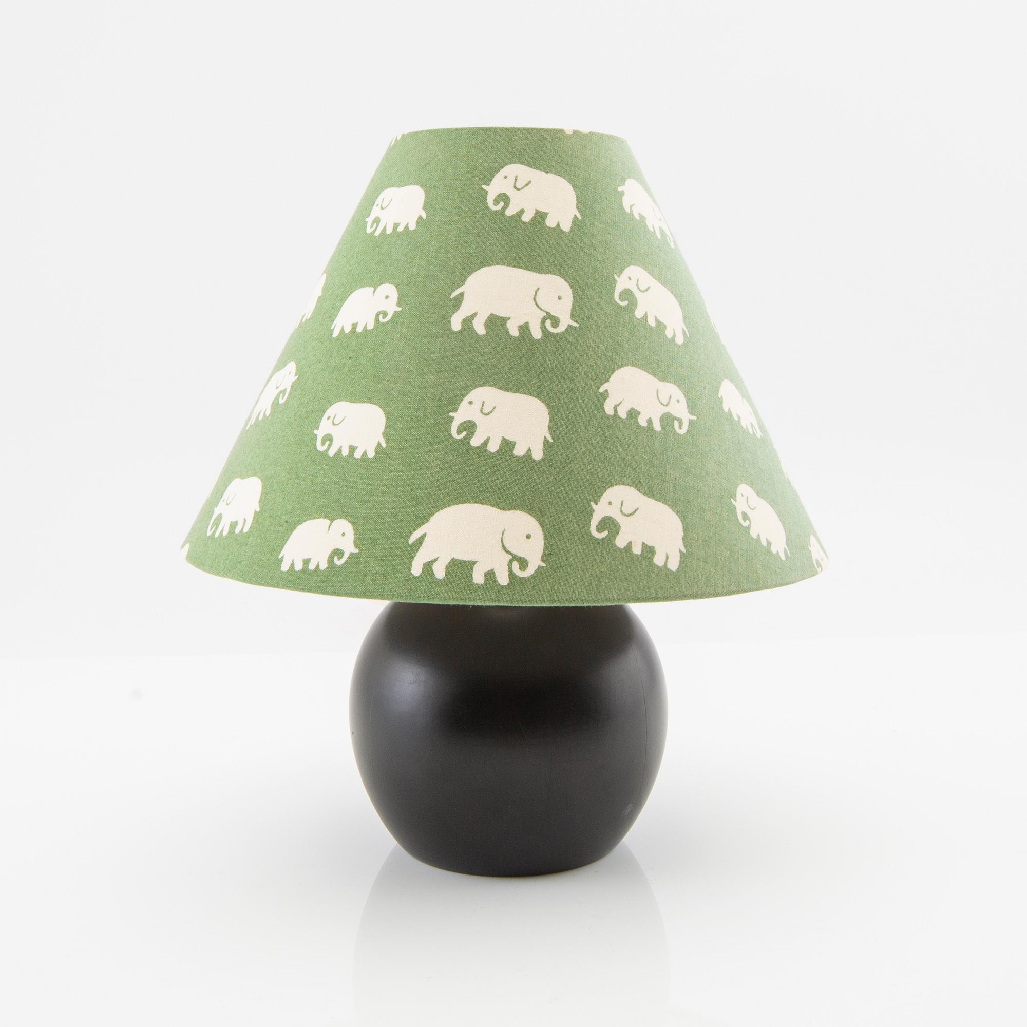 Josef Frank, bordslampa, modell 2575, för Firma Svenskt Tenn.