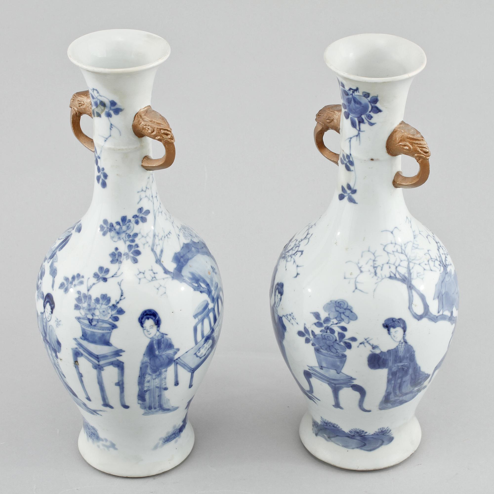 VASER, ett par, porslin, Kina, 1700/1800-tal.