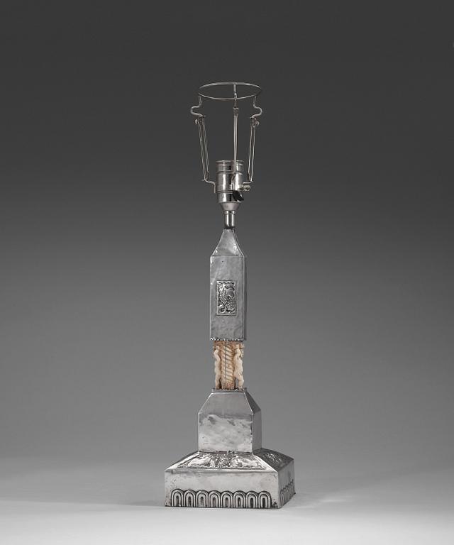 A Märta af Ekenstam silver table lamp, Malmö 1926.