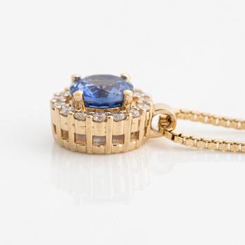 Pendant with chain in 18K gold with a faceted sapphire and round brilliant-cut diamonds.