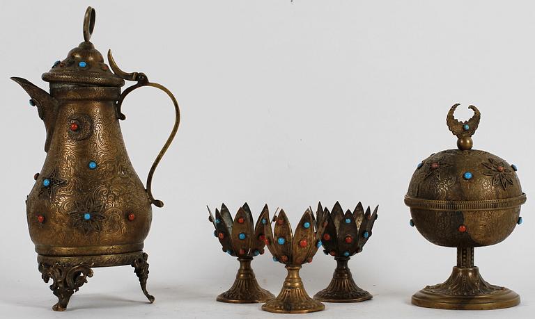 PARTI DIVERSE, 5 delar, metall, orientaliskt, 1900-tal.