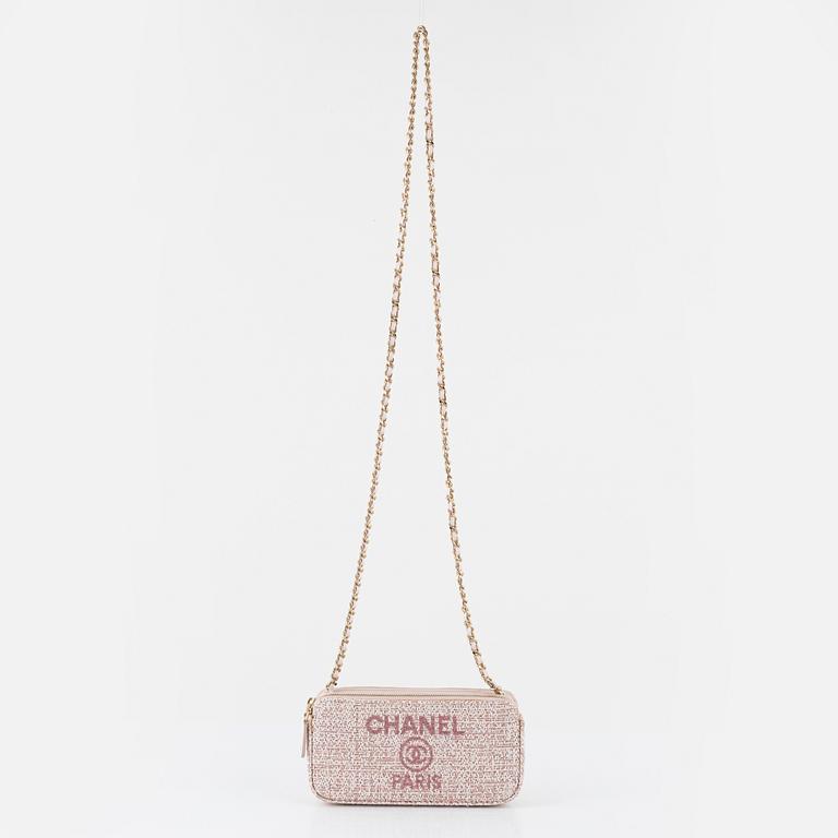 Chanel, väska, "Deauville Double Zip Clutch".