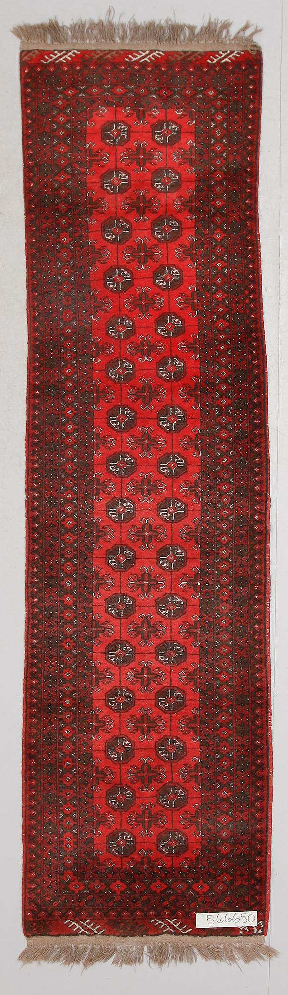 MATTA, galleri, orientalisk. Ca 295 x 80 cm.