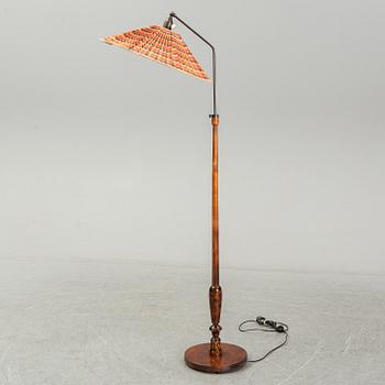 A 1930's floor lamp.