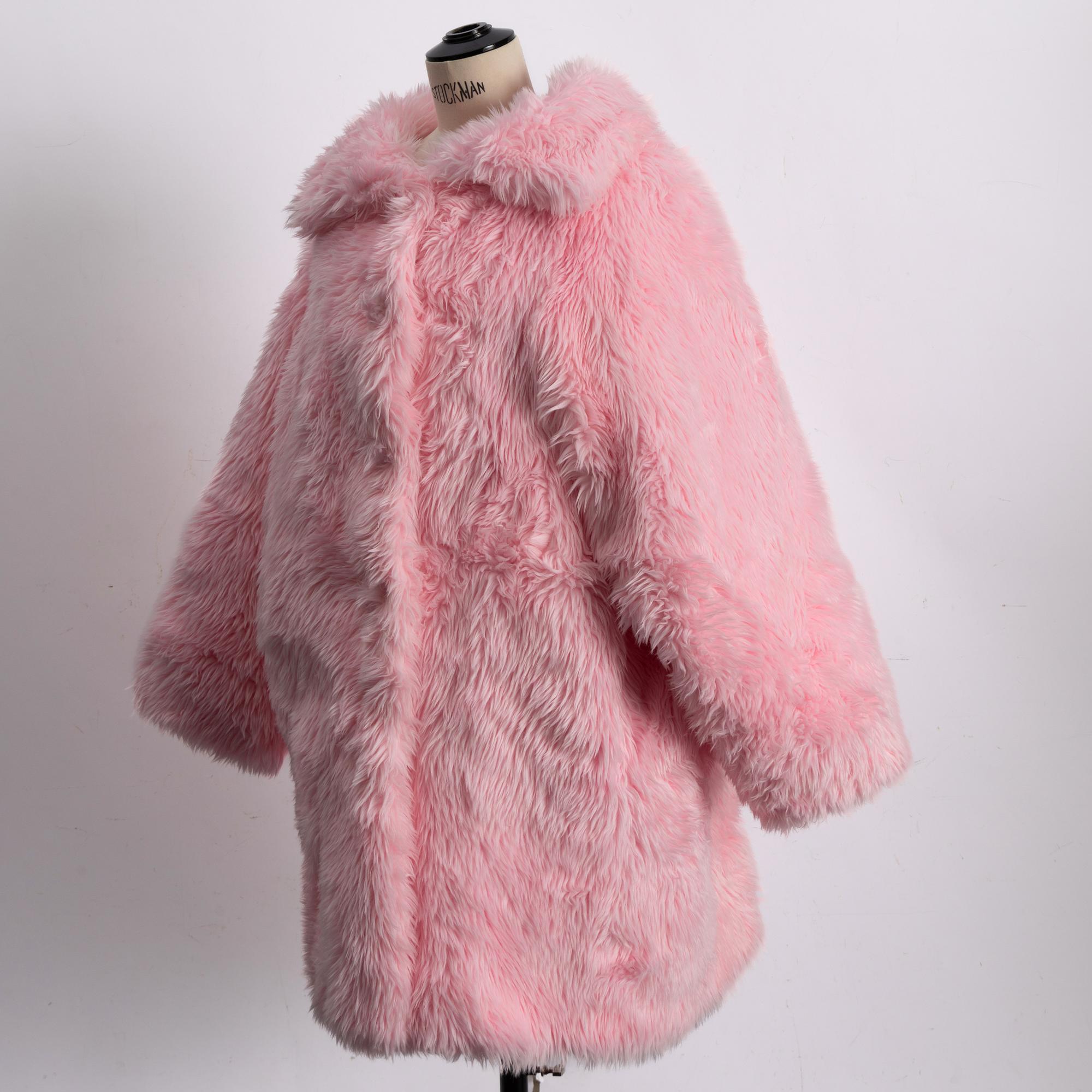 Balenciaga, kappa, "Faux Fur Coat", storlek F34.