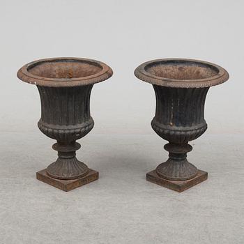 A pair of cast iron plant pots. Second half of the 20th century.