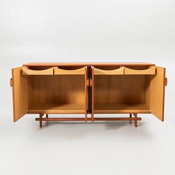 Tove & Edvard Kindt Larsen, sideboard, Seffle Möbelfabrik, 1950s/60s.