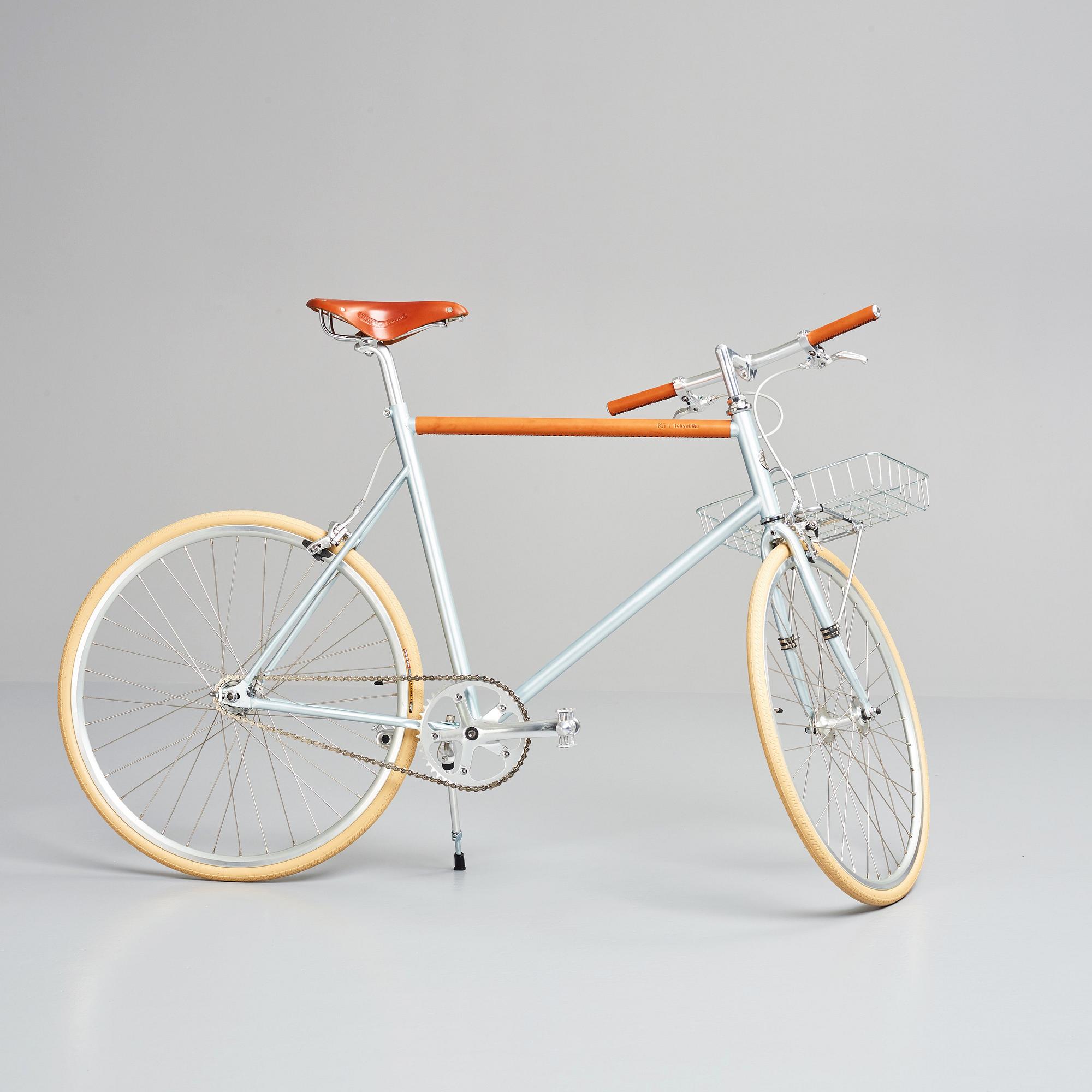 洋書 CUSTOM BICYCLES Square Twisted Bicycle Frame Insert for 20