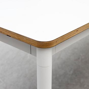 Mika Tolvanen, dining table "Base", Muuto,