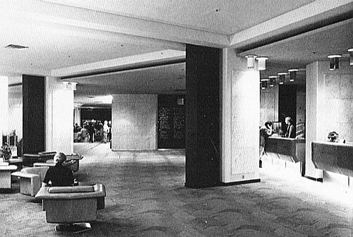 VOITTO HAAPALAINEN, nojatuoli "Prisma", Tehokalusto 1972.