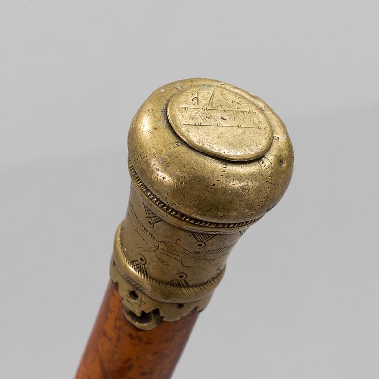 AN 18TH CENTURY WALKING STICK.