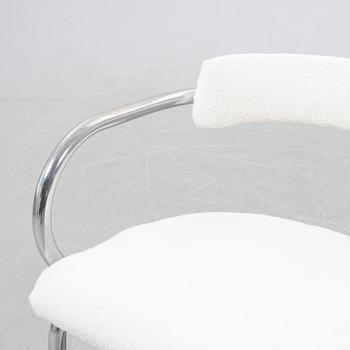 Karmstolar, ett par, 1900-talets andra hälft.