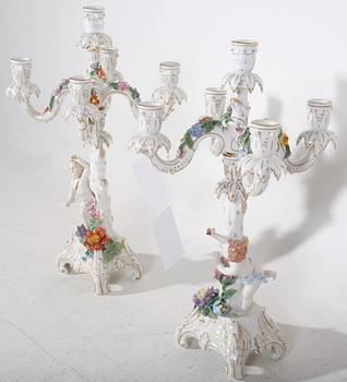 KANDELABRAR, ett par, porslin, Dresden.