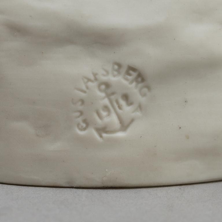 FIGURER, fyra st, parian, Gustafsberg, tidigt 1900-tal.