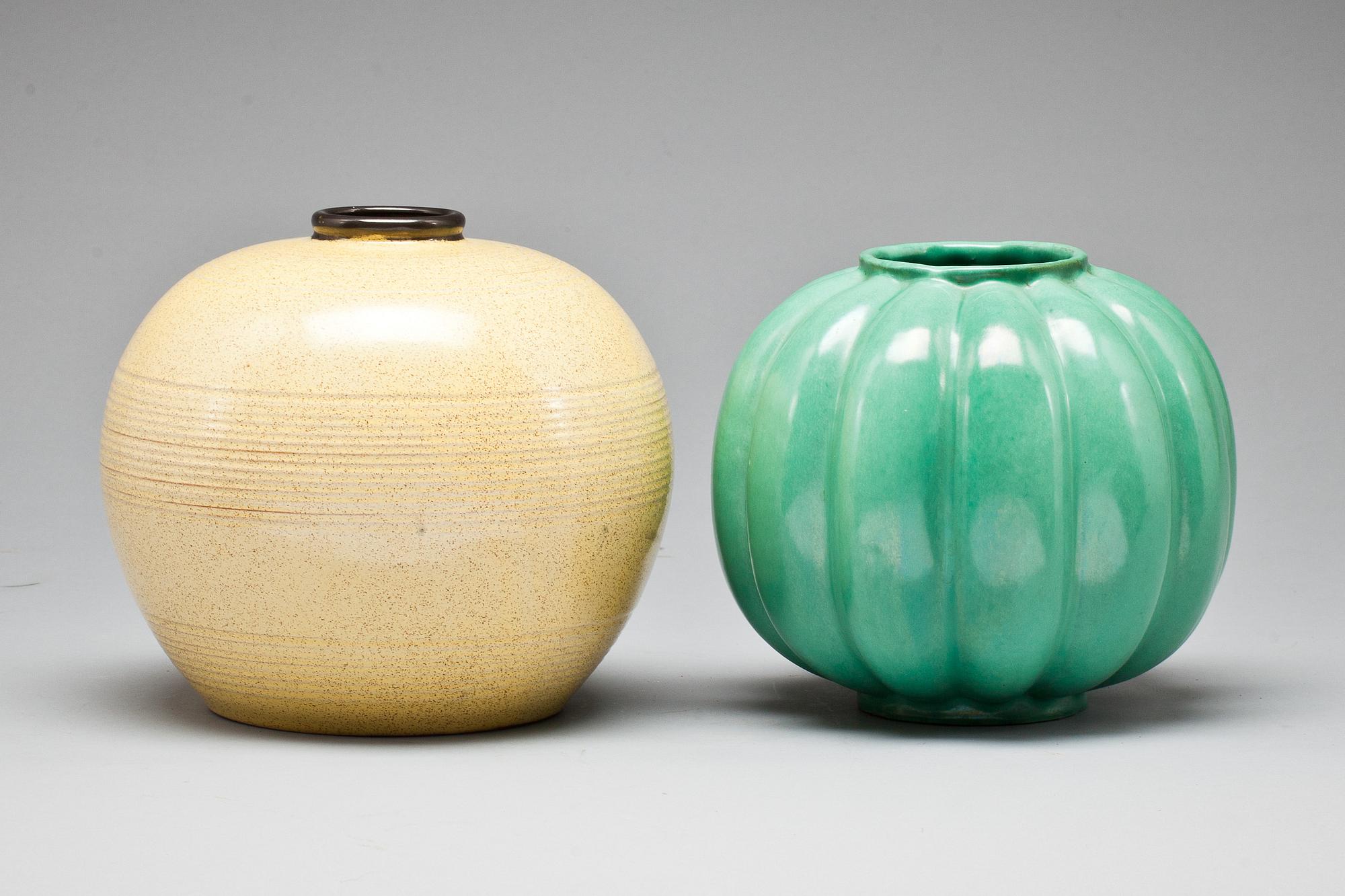 VASER, 2 st, stengods. 1940-tal.