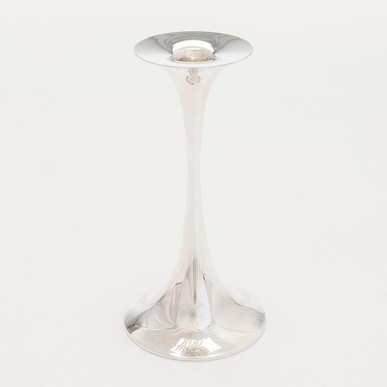 Tapio Wirkkala, ljusstake, silver, "Trumpetti", Kultakeskus, Tavastehus 1987.