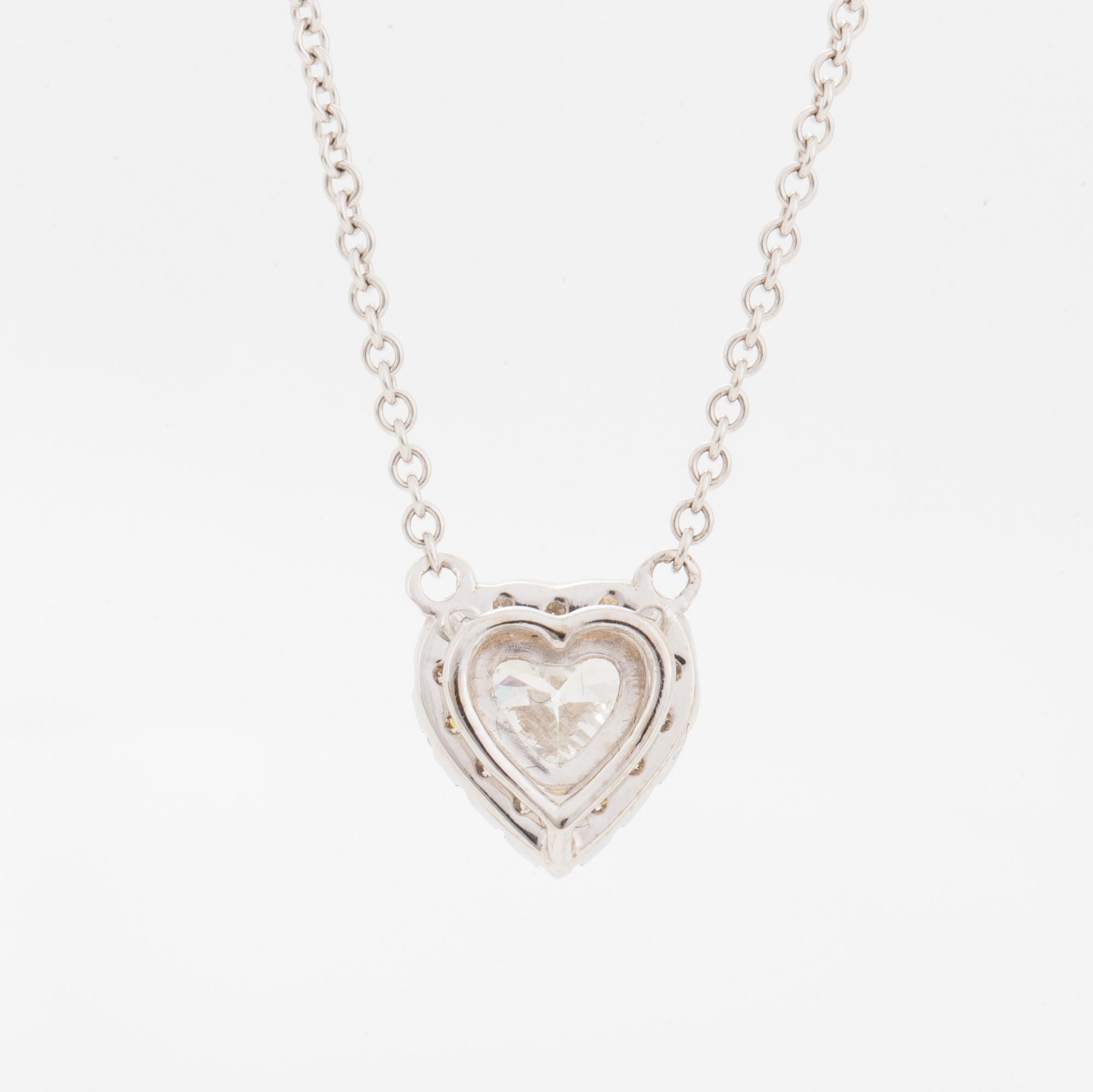 Heart shaped diamond necklace, with GIA dossier.