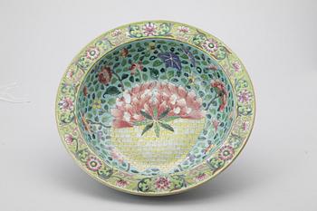 TVÄTTFAT, porslin, Kina. 1800/1900.