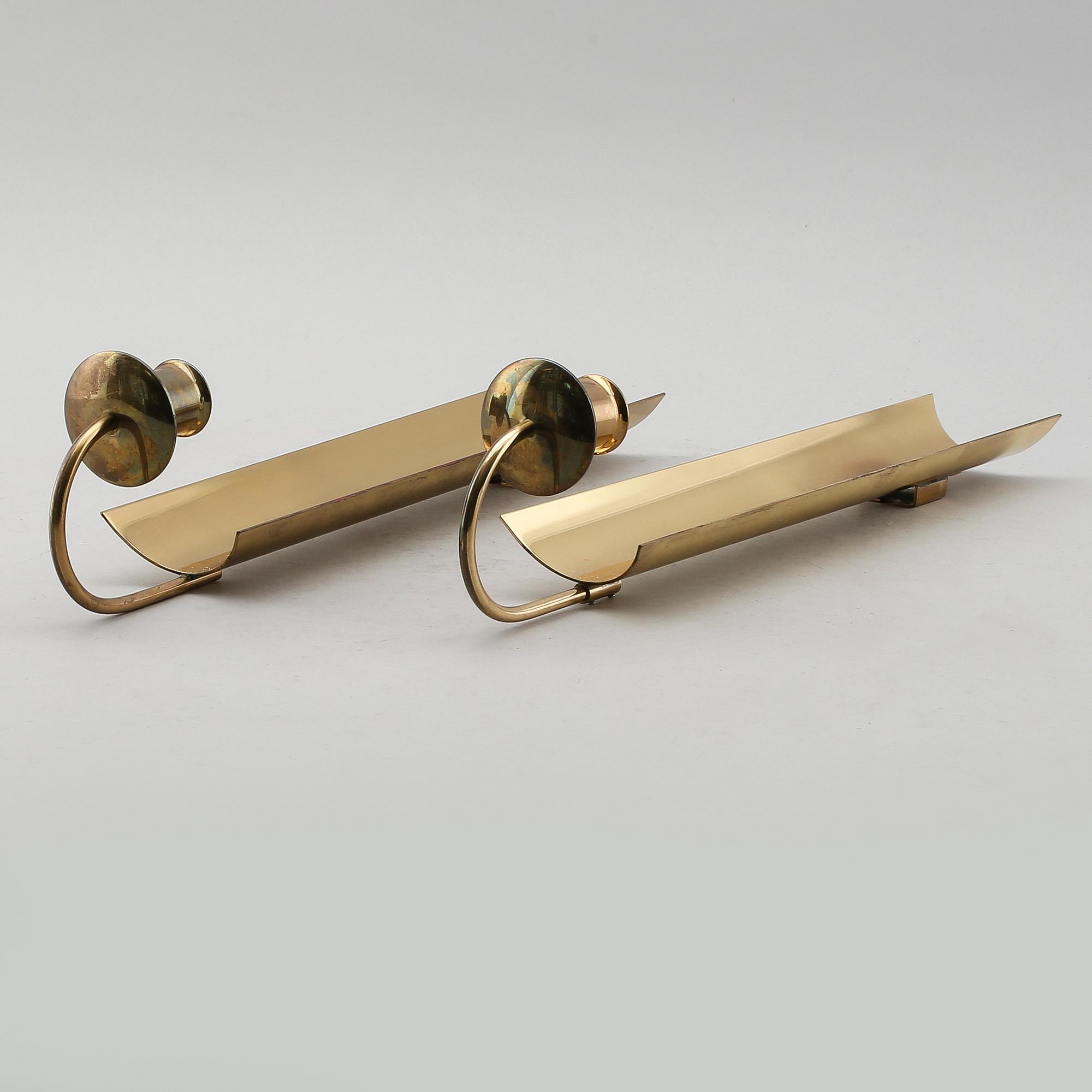 VÄGGLJUSSTAKAR, 2 st, mässing, "Reflex", Pierre Forsell, Skultuna, 1900-talets andra hälft.