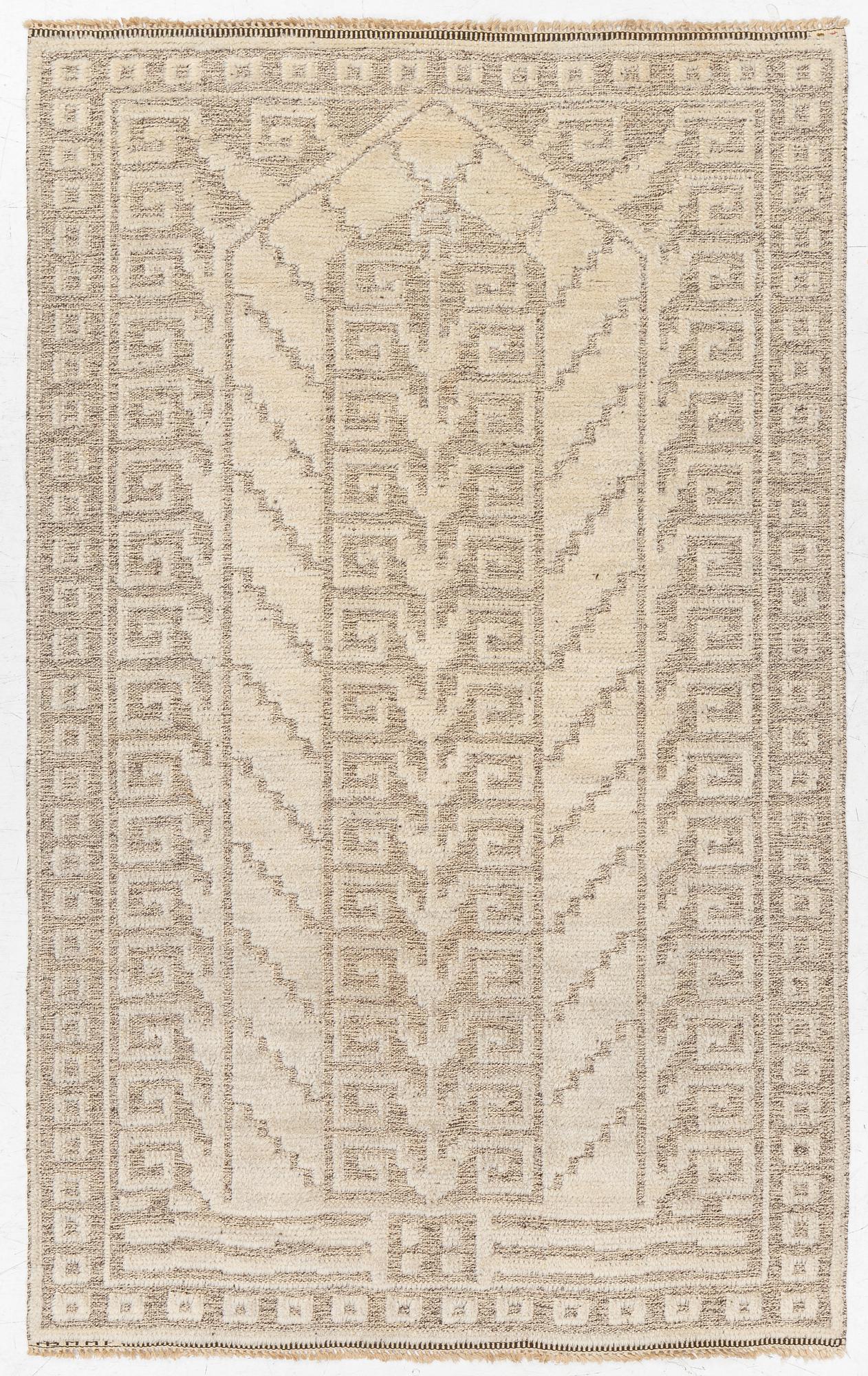 Märta Måås-Fjetterström, matta, "Vita spetsporten", flossa, signerad AB MMF, ca 220 x 136 cm.