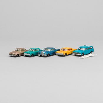 LESNEY MATCHBOX SERIES FIVE CARS.