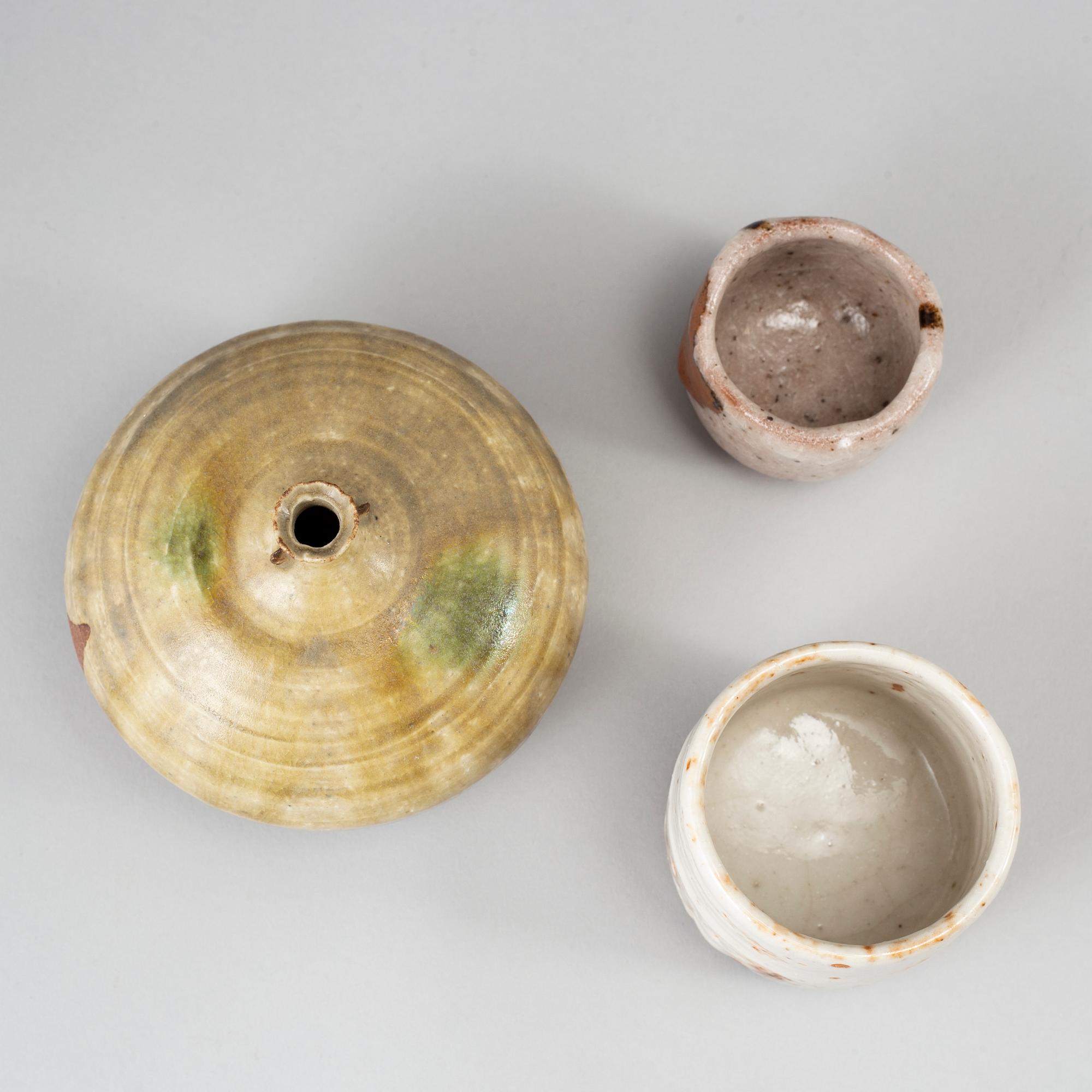 Vaser, 3 st, glaserat stengods, Japan,